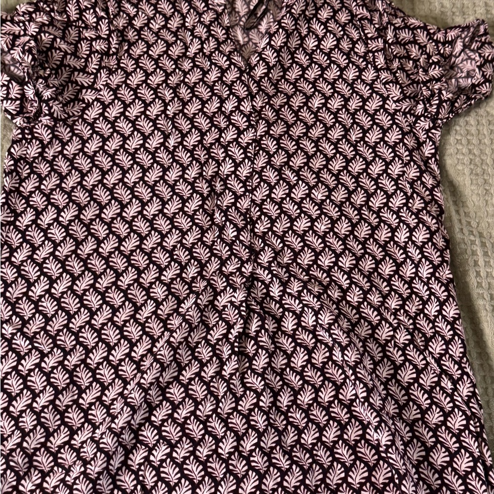Elegant Black and Pink Patterned Women's Top